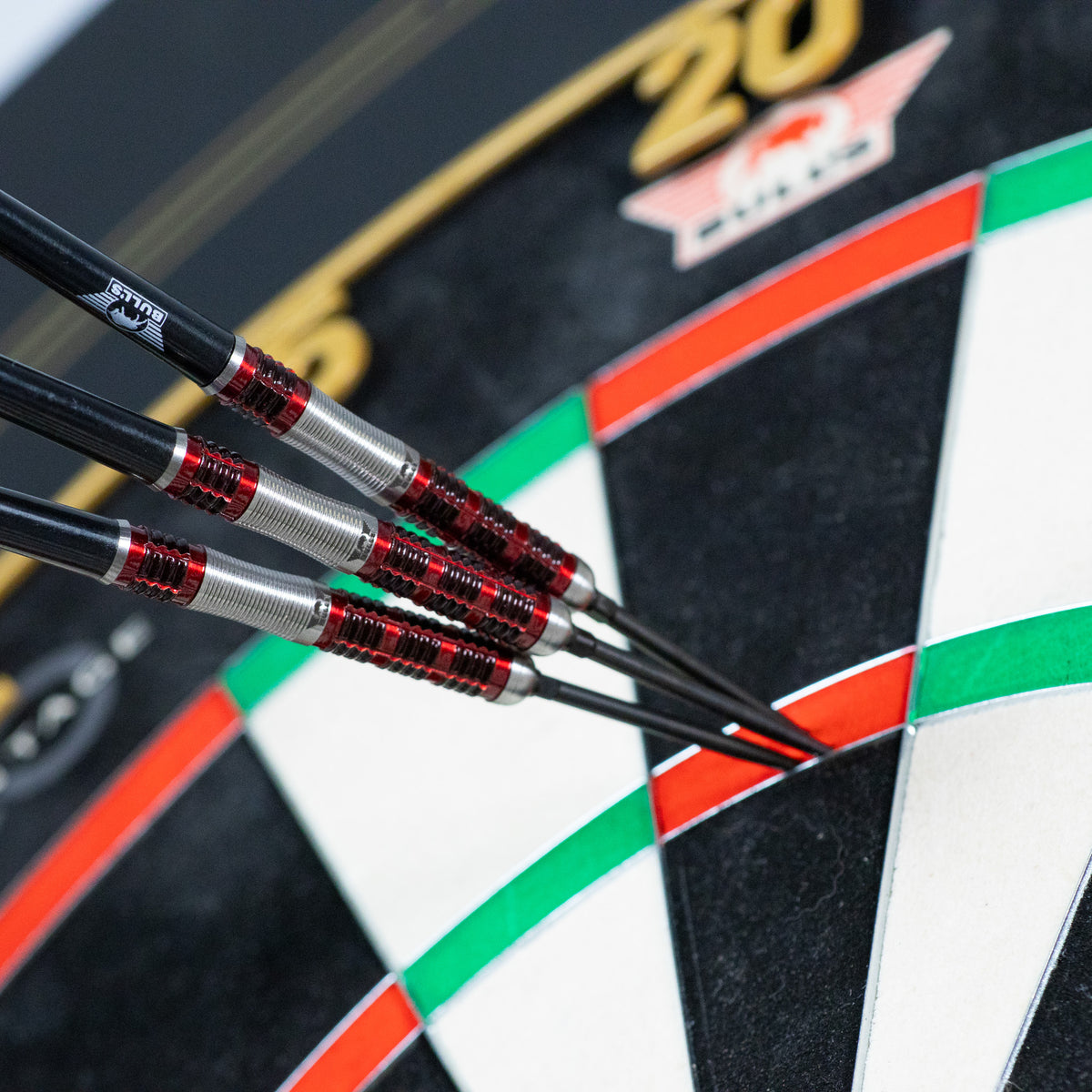 Bulls Smoke Red Ember CP Steel Dart